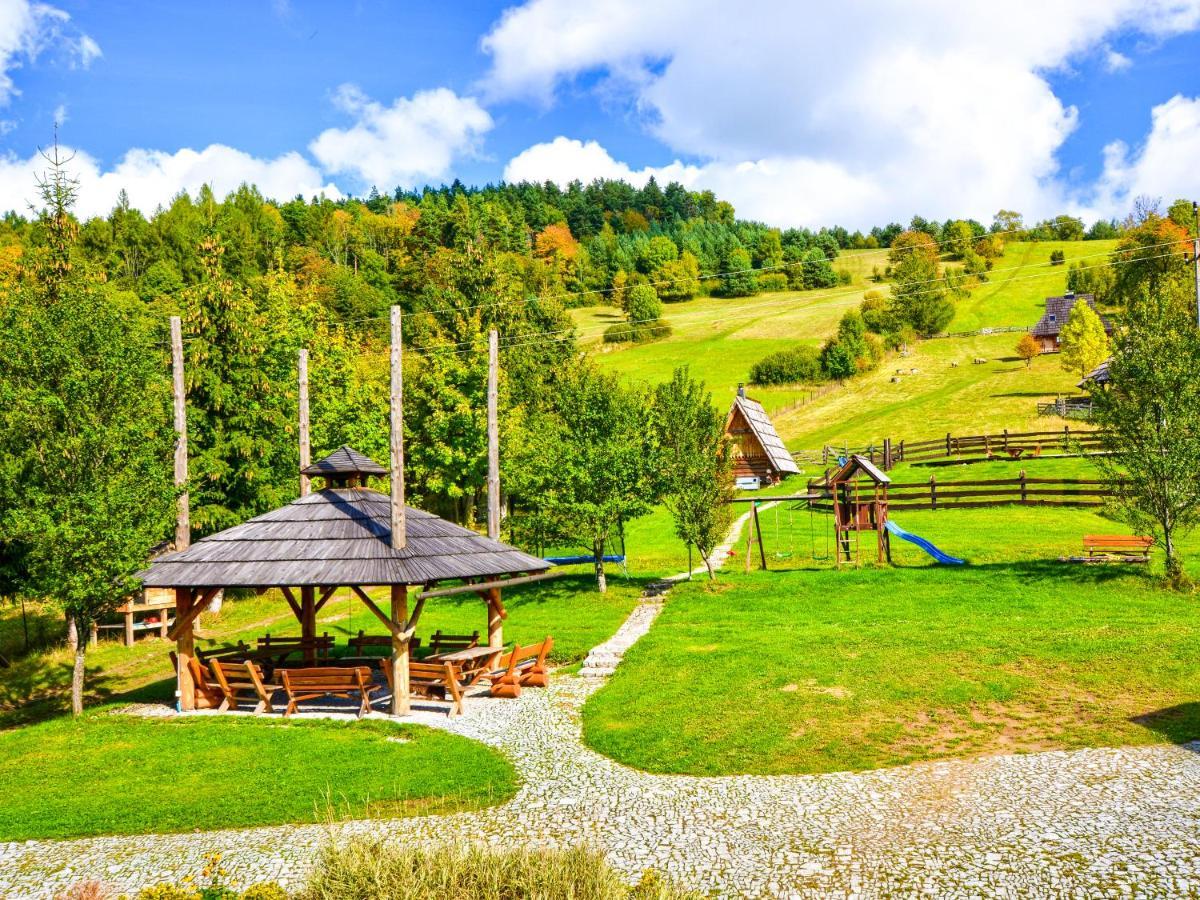 Hotel Gościniec Rabe Ustrzyki Dolne Zewnętrze zdjęcie